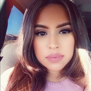 Meet your Posher, Edith